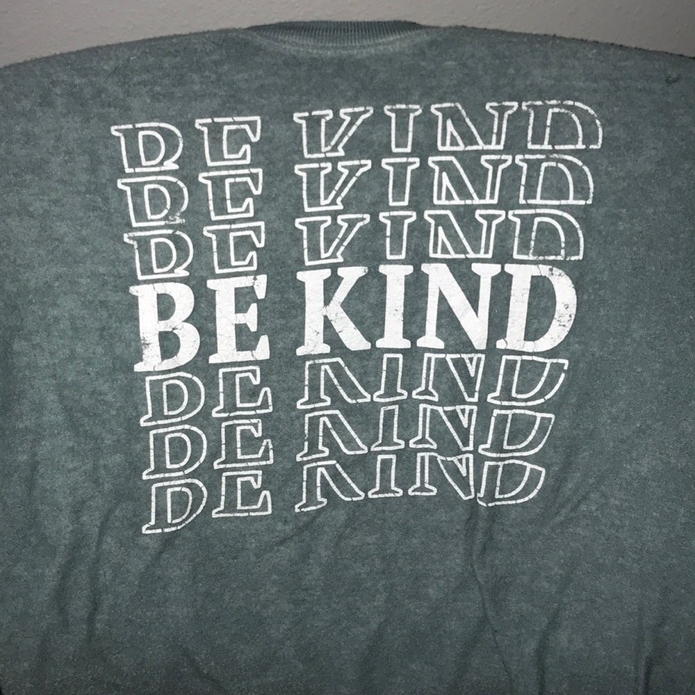 “be kind” long sleeved shirt